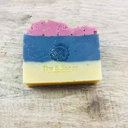 Queen 2be Soap - Natural Soap Bar - Handmade Soap..